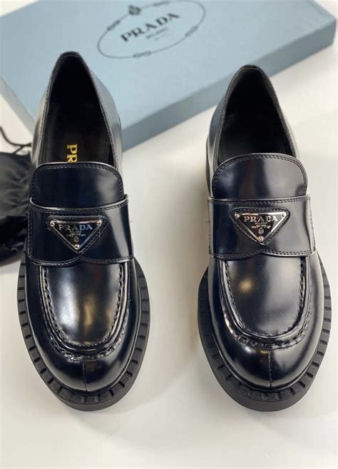 лоферы женские prada оригинал
